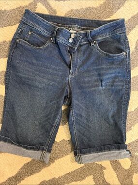 VENUS Dark Blue Denim Bermuda Shorts